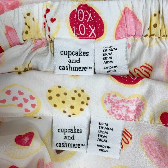 Cupcakes and Cashmere Pajama Set Lounge Pink Donut Pattern Shorts Women's M - Picture 8 of 9